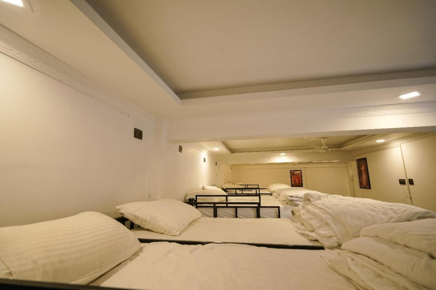 Hotel Lumino Winter Castle Pooppara Exteriér fotografie
